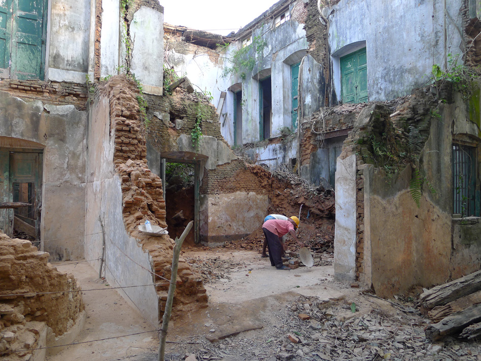 Denmark Tavern removal of debris Nov 2015