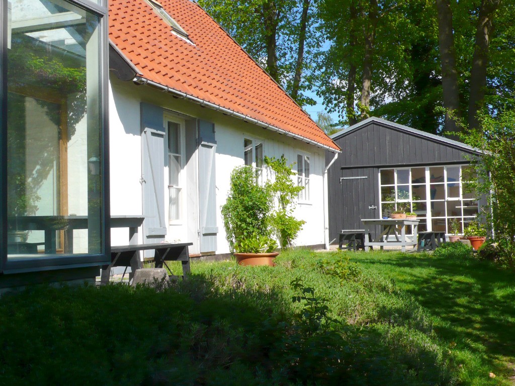 Opførelse af garage og udhus i tilknytning til eget hus — Kongens Lyngby, Danmark