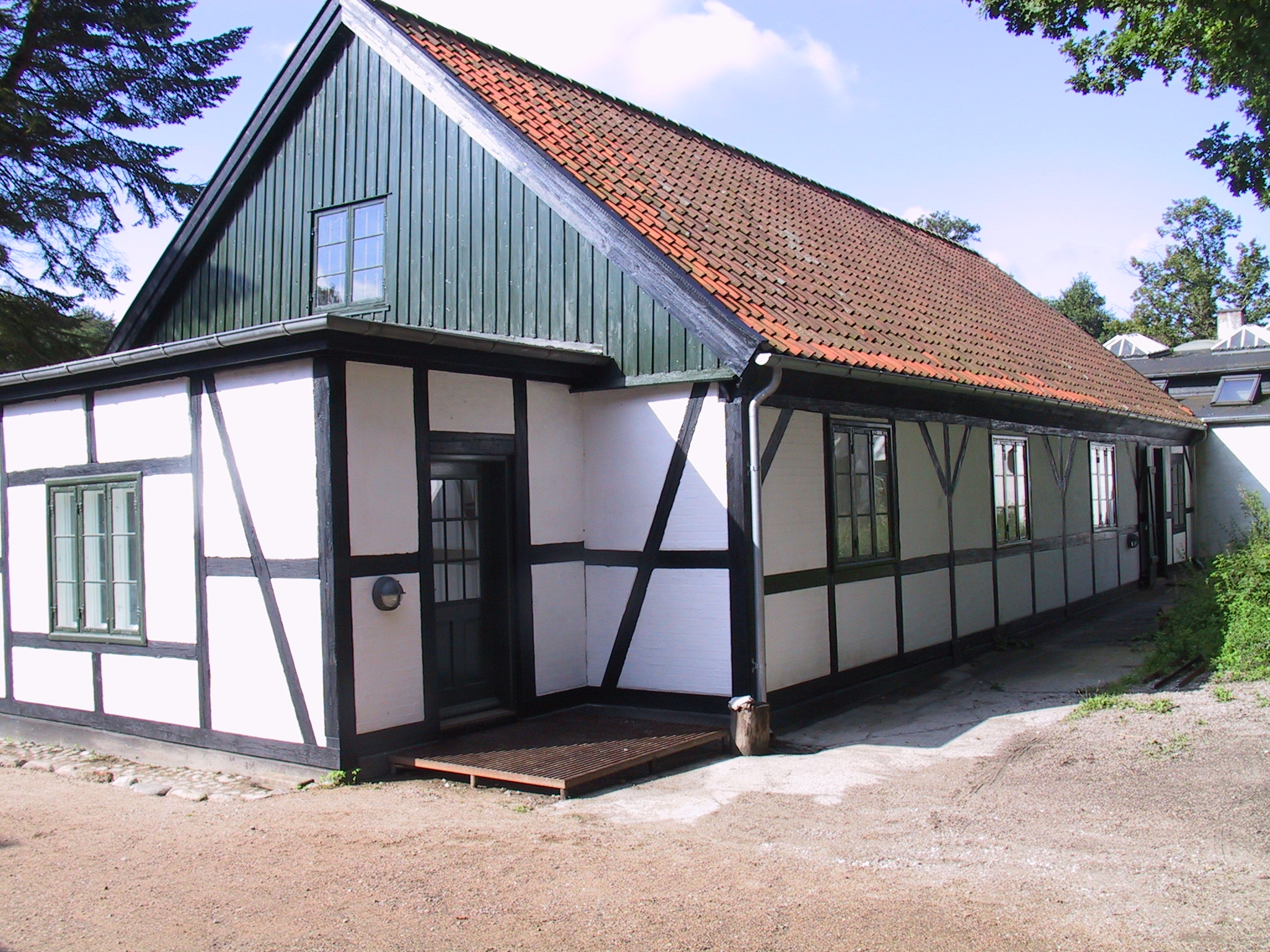 Raadvad Fabrik — restaureret fredet bygning til Raadvad Naturskole