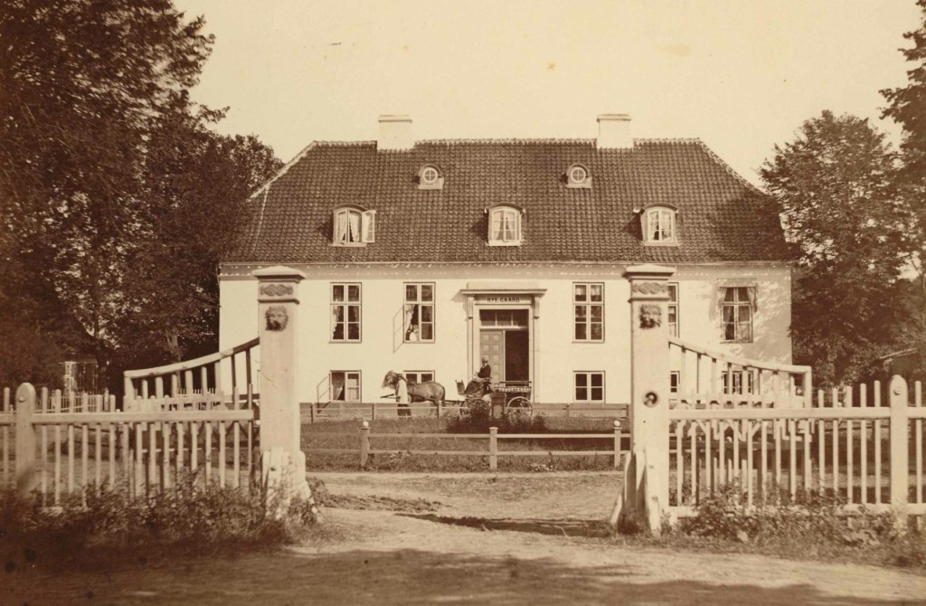 Rygaards Skole, Bernstorffsvej 54, 2900 Hellerup — Hellerup, Danmark — 2003