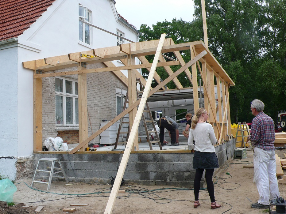 Gammel Amtsvej 7, træskelet til tilbygning under opførelse